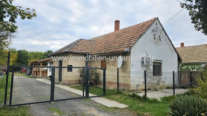 Dorffamilienhaus südlich des Plattensees Dorffamilienhaus südlich des Plattensees