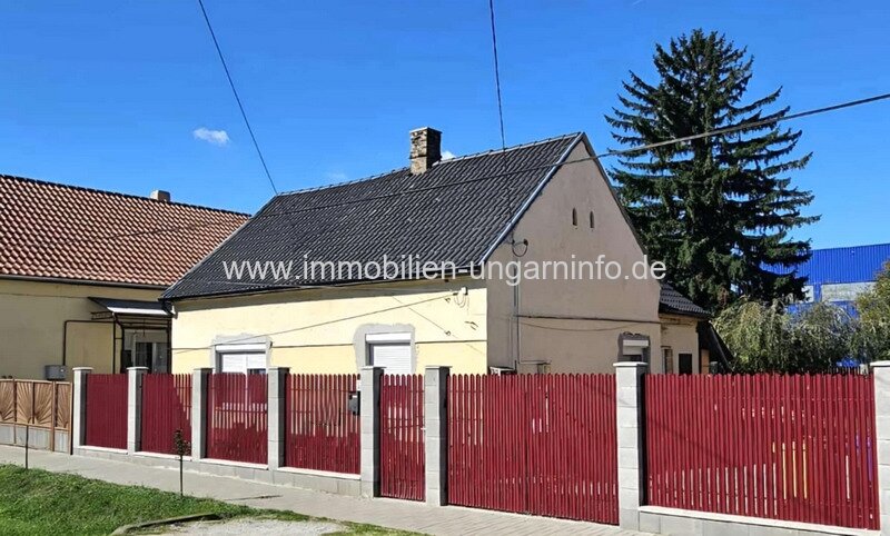 Kleines Stadtfamilienhaus zum Verkauf in Marcali Kleines Stadtfamilienhaus zum Verkauf in Marcali