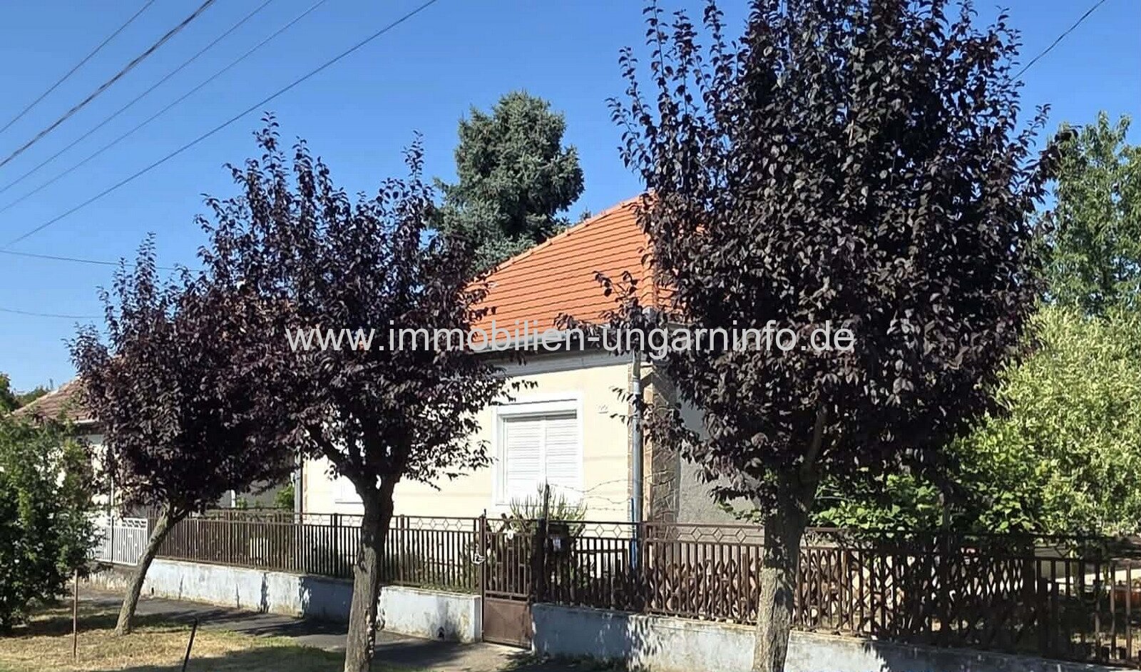 Einfamilienhaus mit großem Grundstück in Marcali zu verkaufen Einfamilienhaus mit großem Grundstück in Marcali zu verkaufen